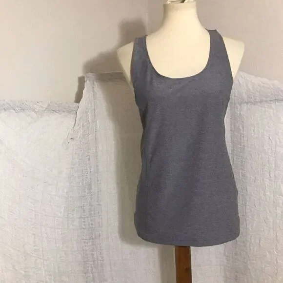 Lululemon Heathered Slate Sweaty or Not Tank Top Size Médium - Picture 2 of 9
